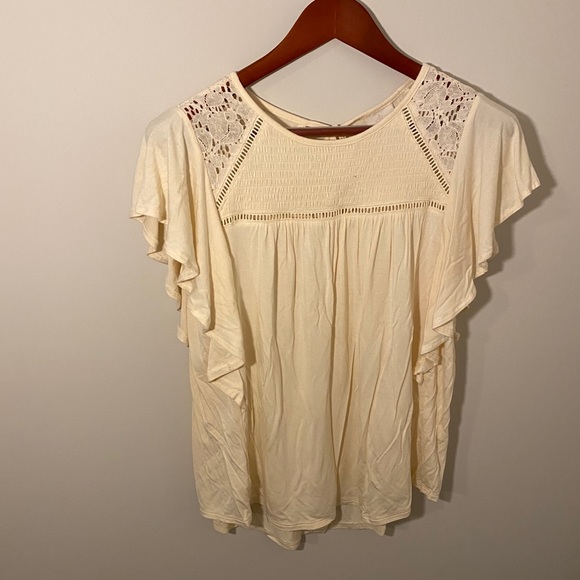 Tops - Picture 8 of 16